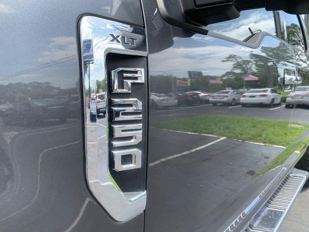 2017 Ford F250sd XLT photo