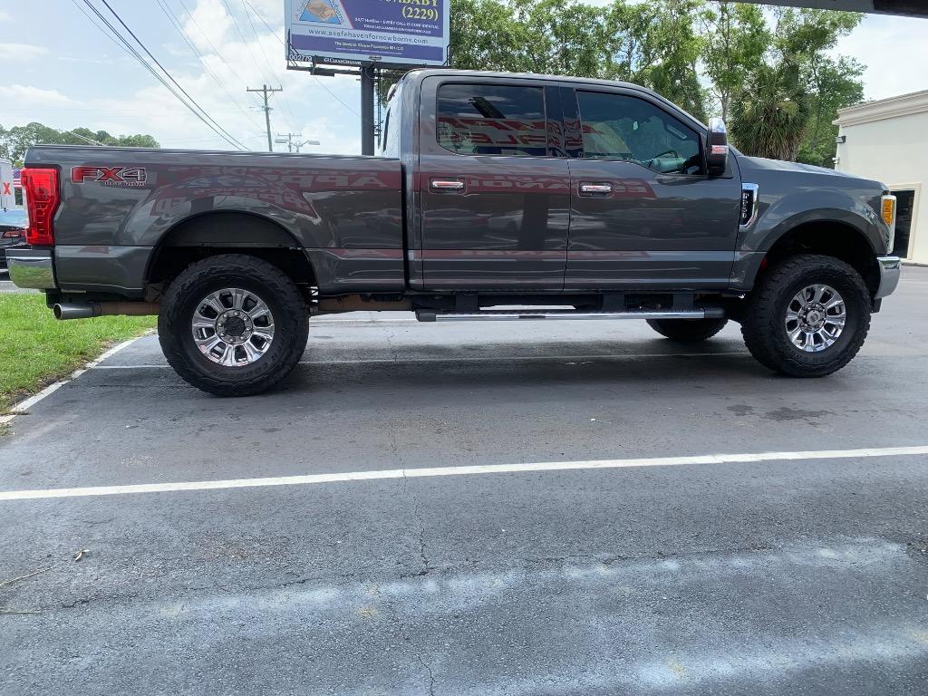 2017 Ford F250sd XLT photo