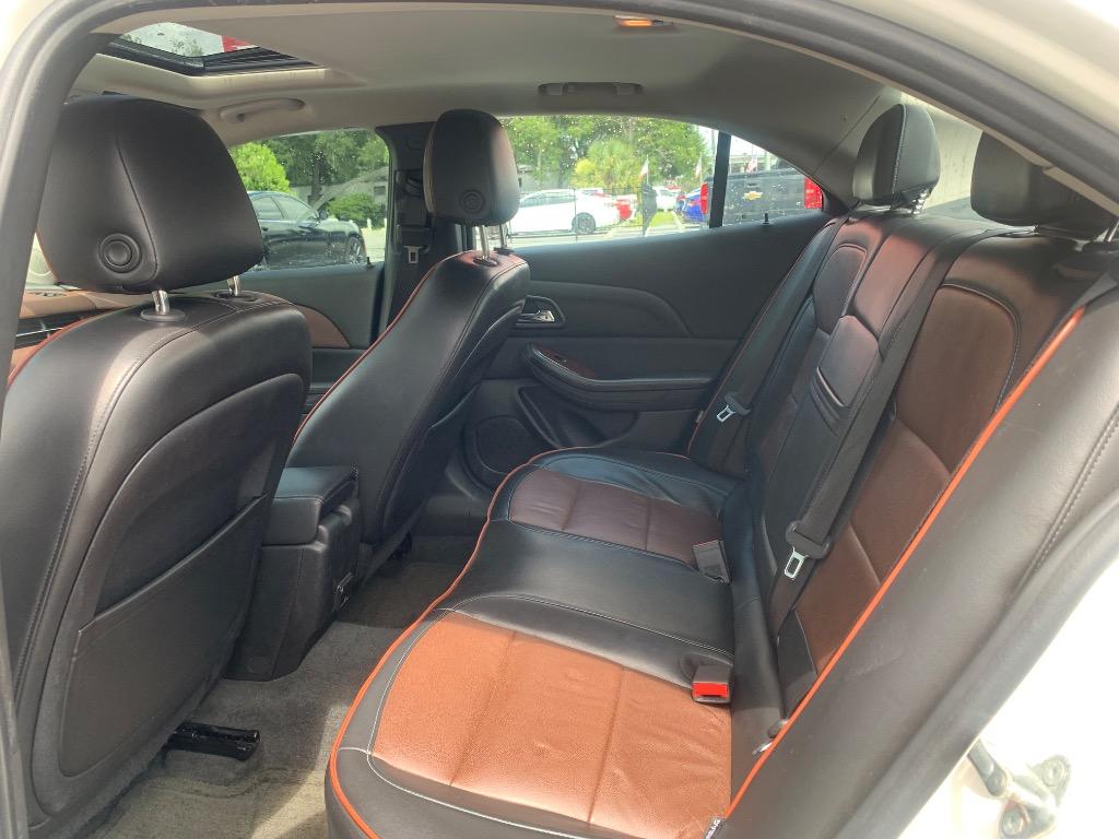 2013 Chevrolet Malibu - $8,990