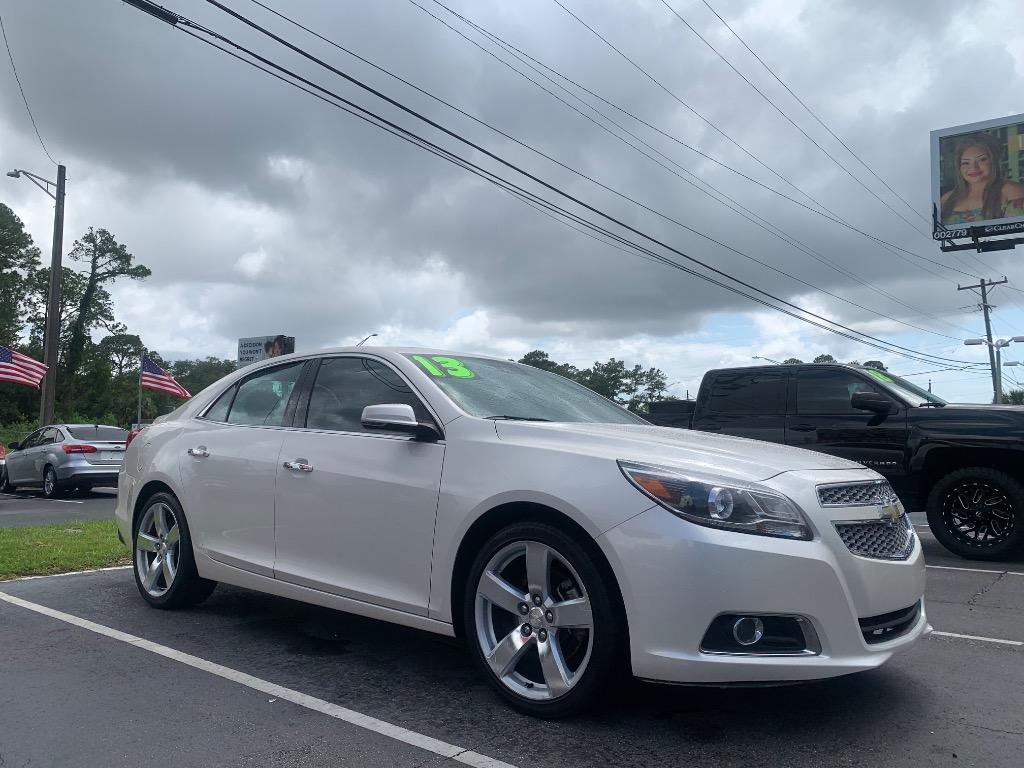 2013 Chevrolet Malibu - $8,990