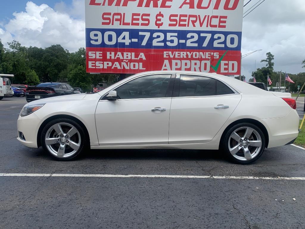 2013 Chevrolet Malibu - $8,990