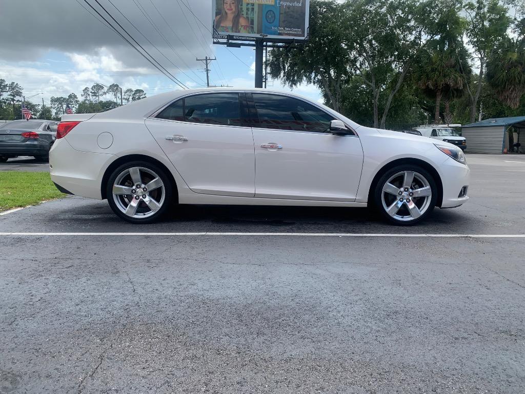 2013 Chevrolet Malibu - $8,990