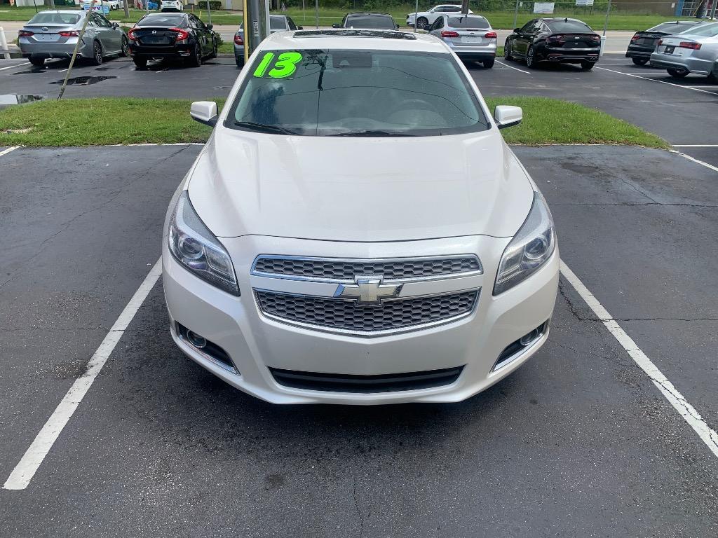 2013 Chevrolet Malibu - $8,990