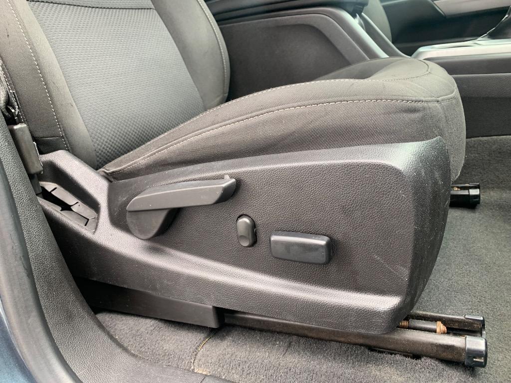 2019 Chevrolet Colorado - $18,989