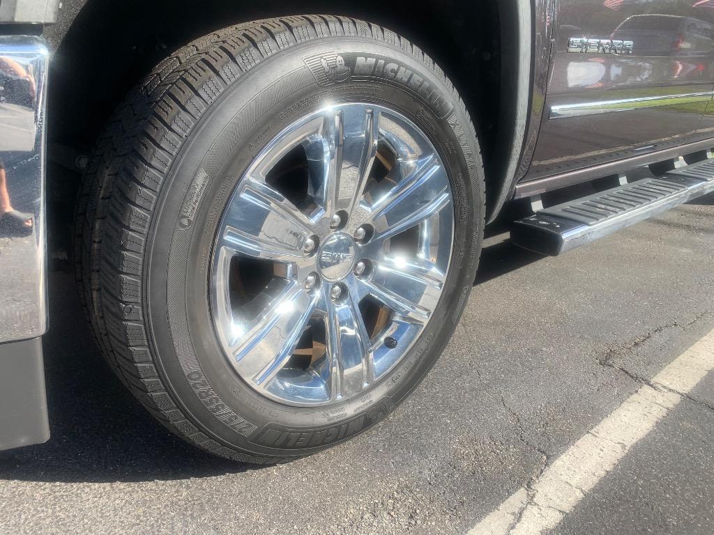 2016 GMC Sierra - $22,900