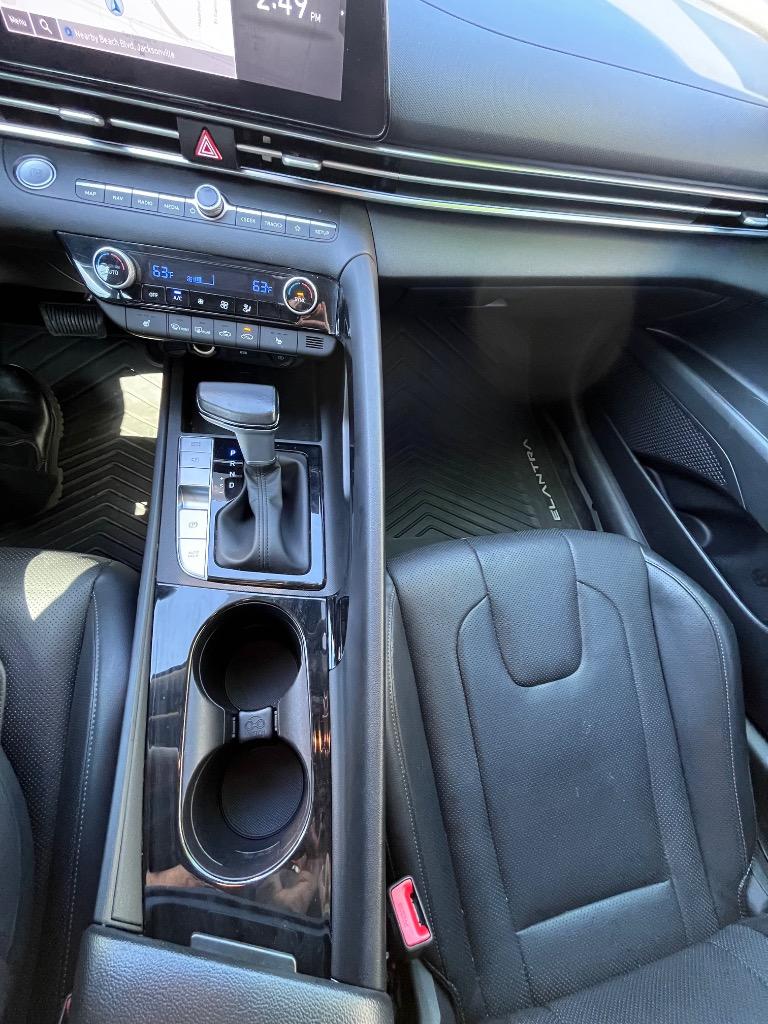 2023 Hyundai Elantra - $18,450