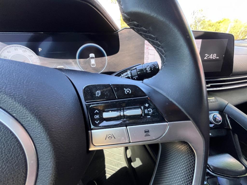 2023 Hyundai Elantra - $18,450