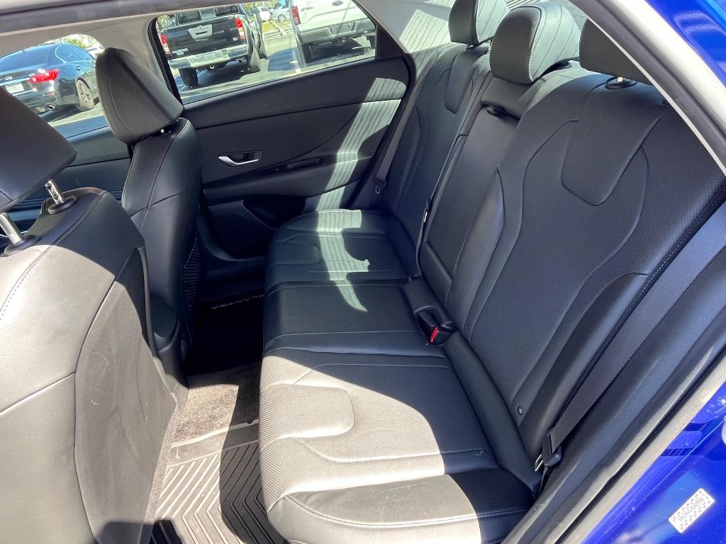 2023 Hyundai Elantra - $18,450