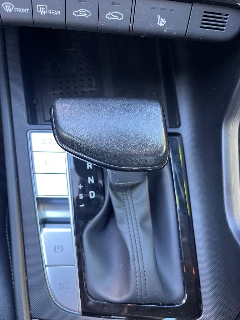2023 Hyundai Elantra - $18,450