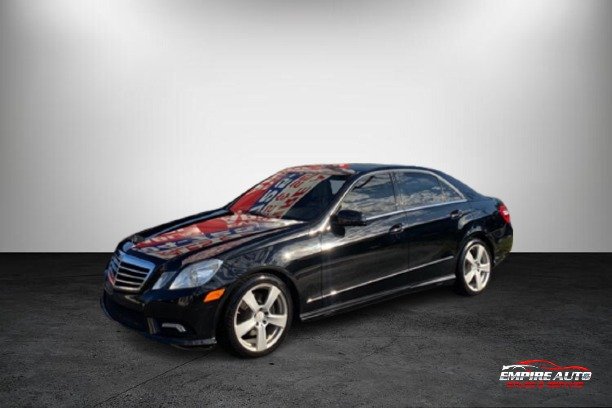 2011 Mercedes-Benz E-Class E350 Luxury photo