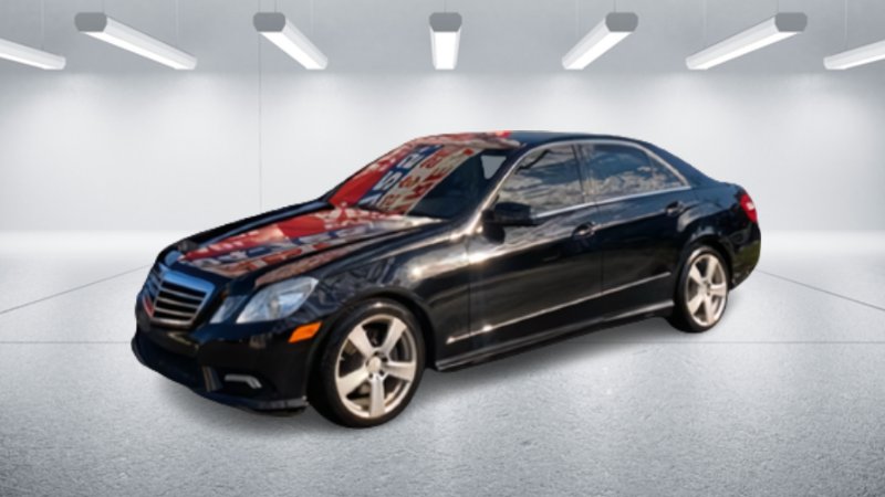 2011 Mercedes-Benz E-Class E350 Luxury photo