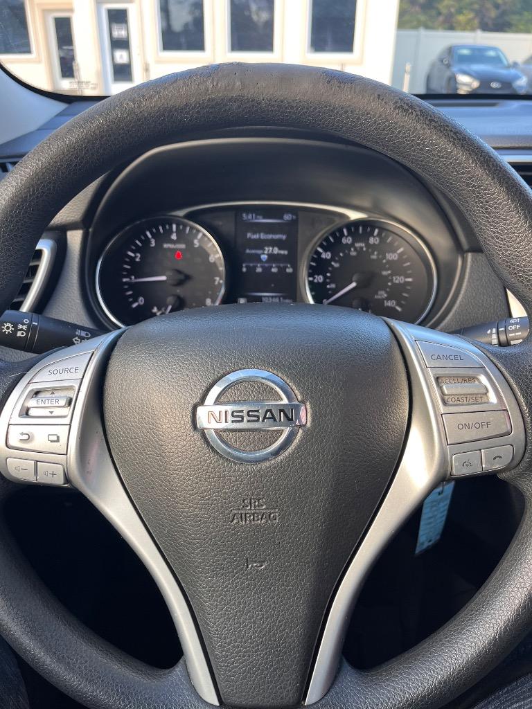 2015 Nissan Rogue - $9,000