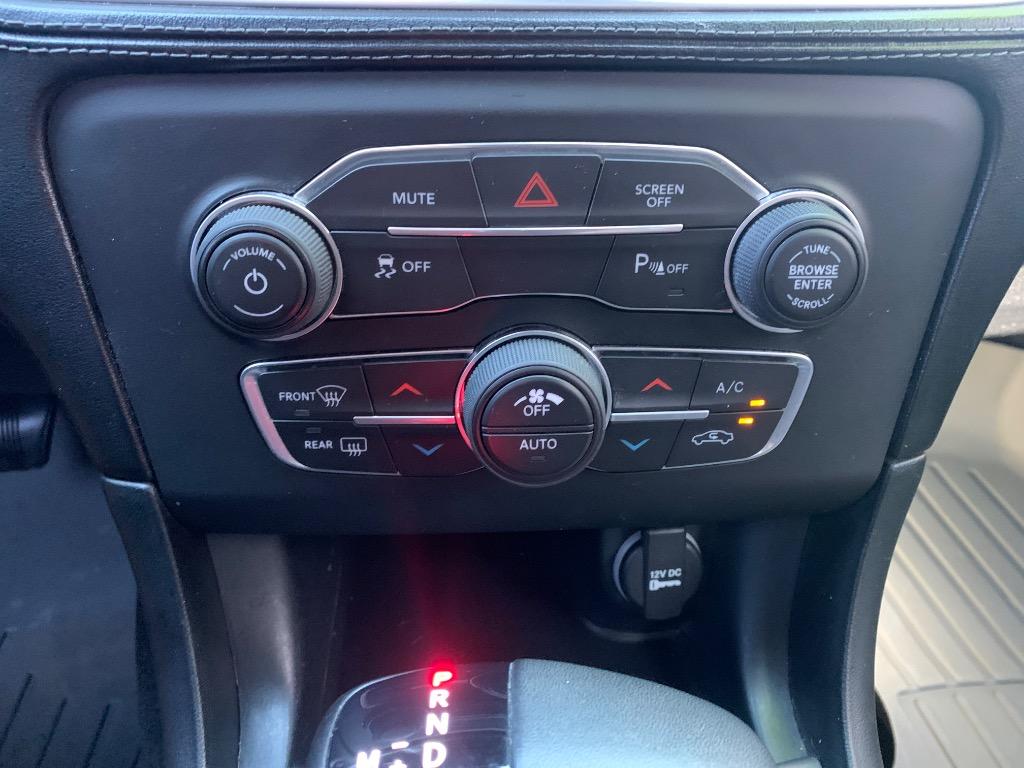 2019 Dodge Charger - $15,300