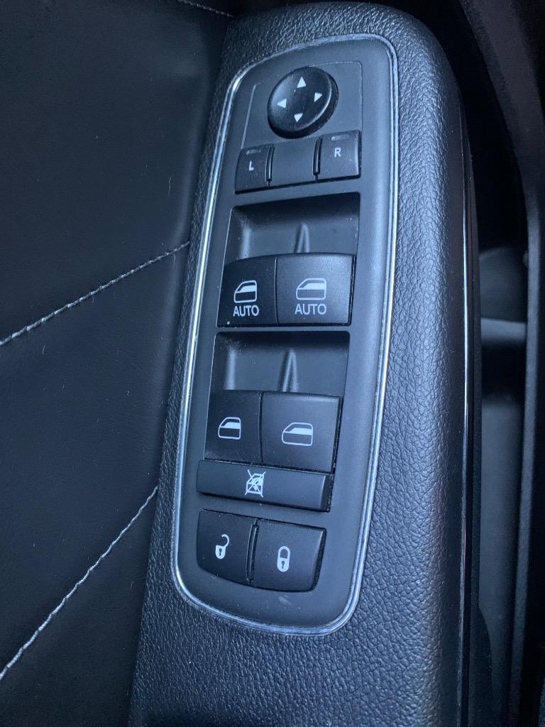 2019 Dodge Charger - $15,300