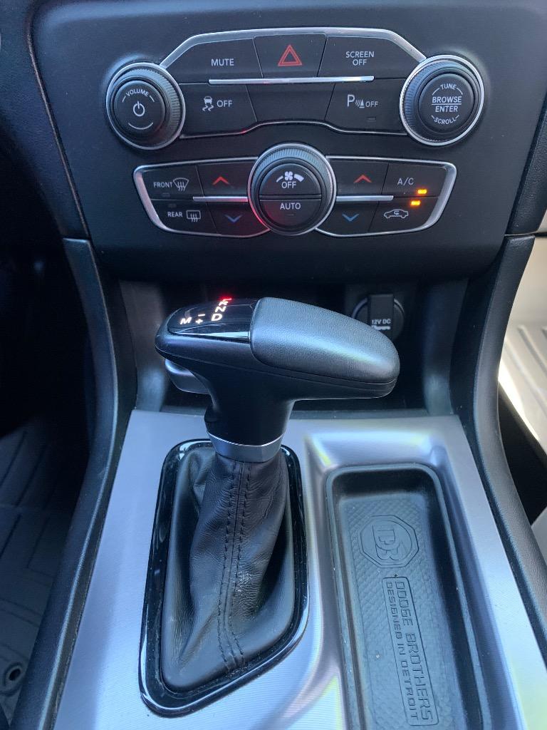 2019 Dodge Charger - $15,300