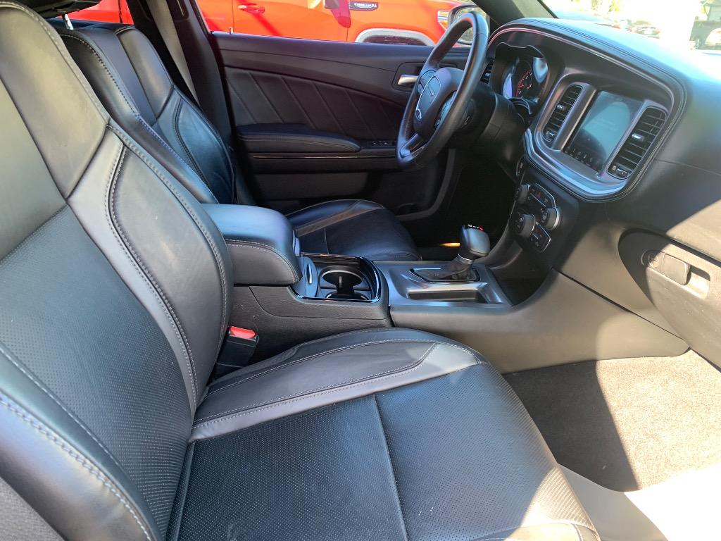 2019 Dodge Charger - $15,300
