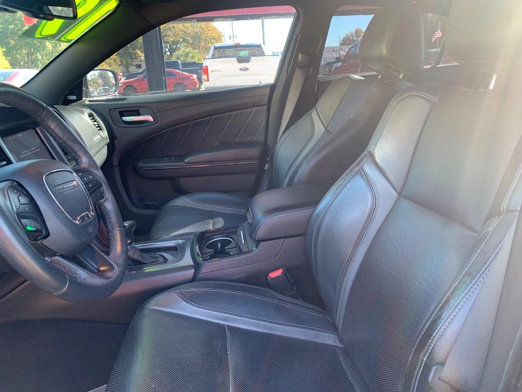 2019 Dodge Charger - $15,300