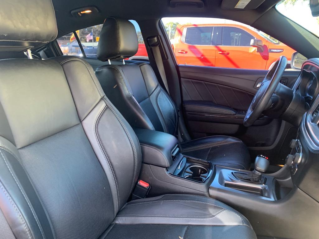 2019 Dodge Charger - $15,300