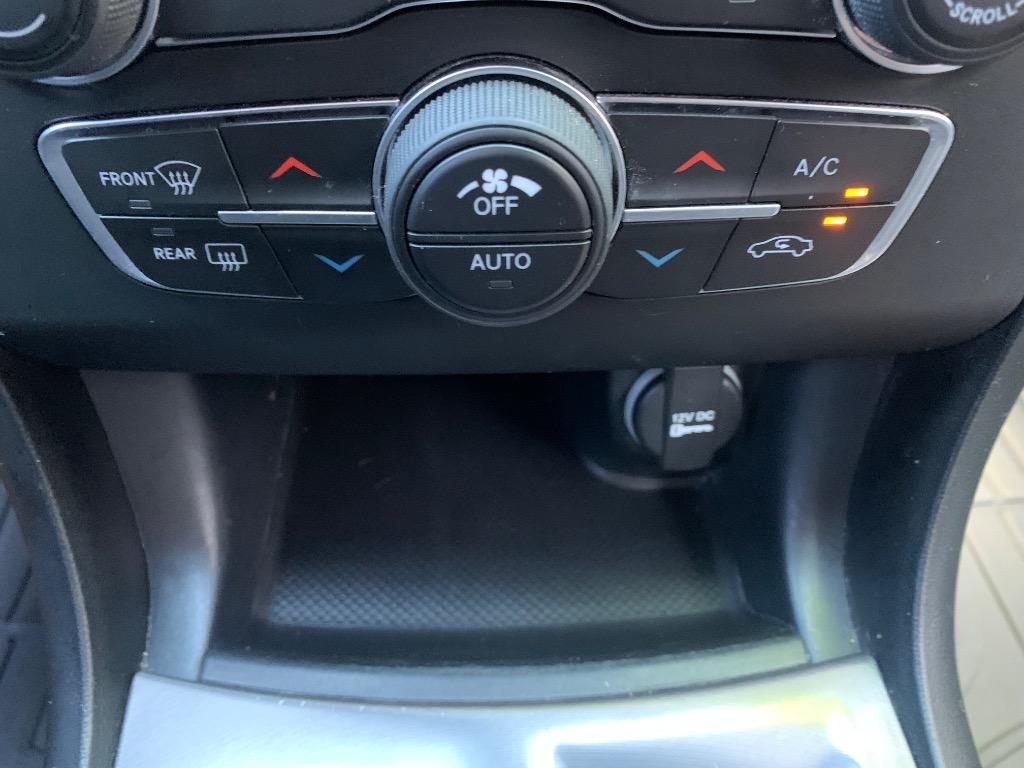 2019 Dodge Charger - $15,300