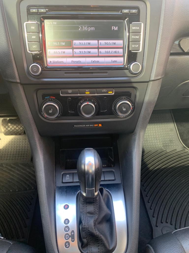 2012 Volkswagen Jetta SportWagen S PZEV photo