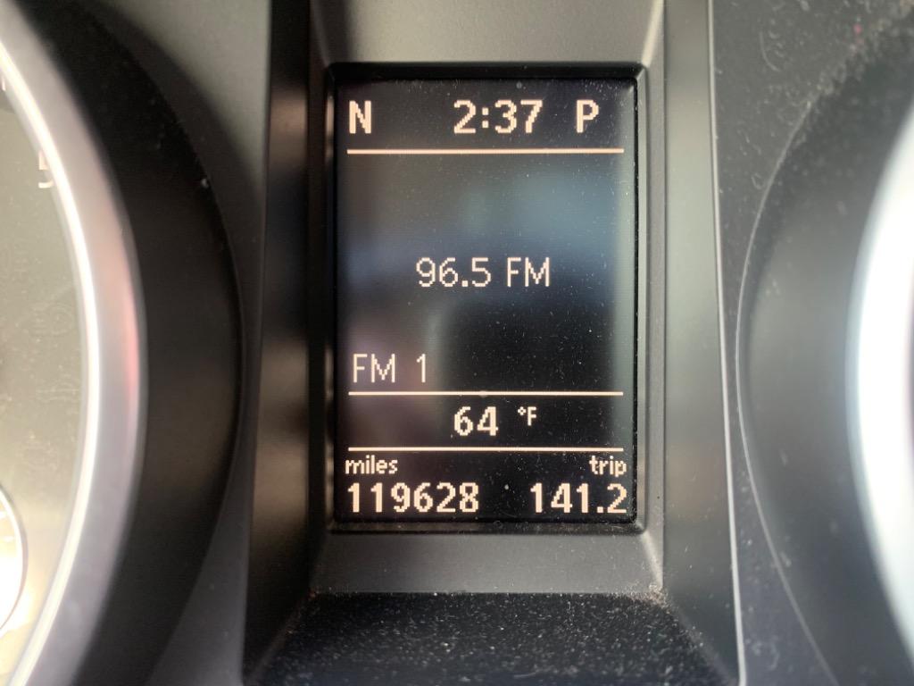 2012 Volkswagen Jetta SportWagen S PZEV photo