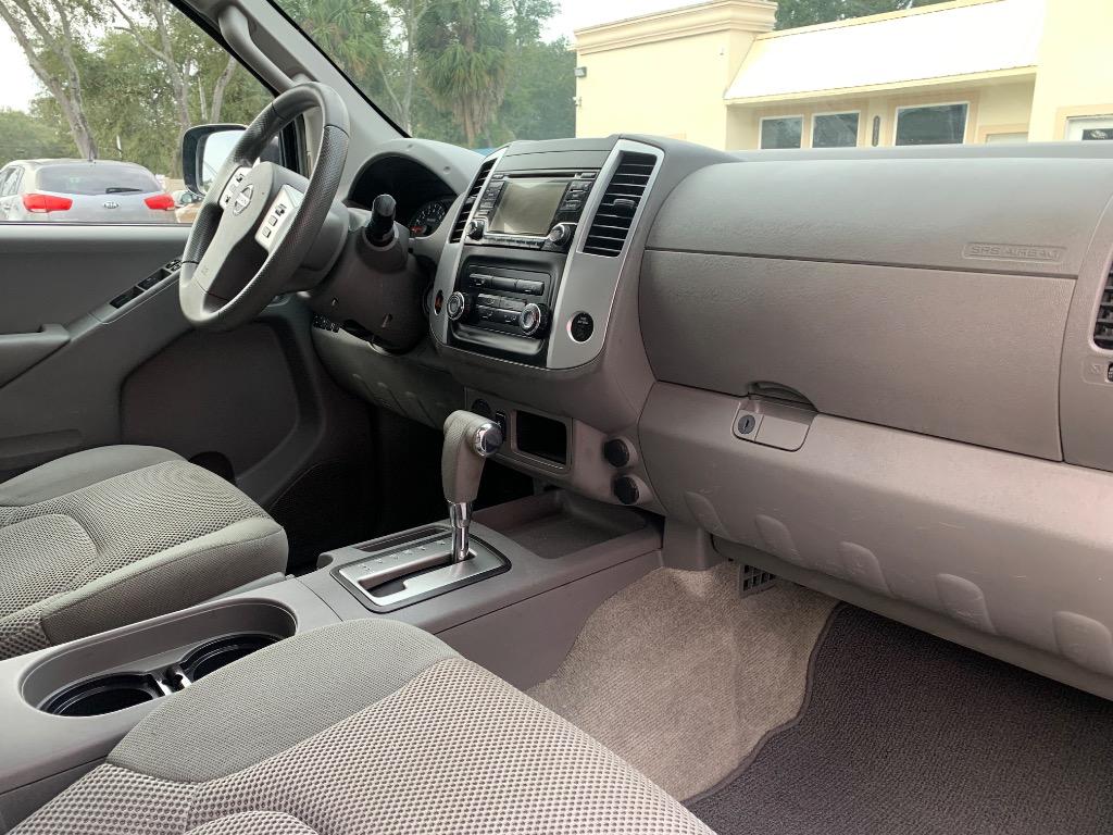 2016 Nissan Frontier S photo