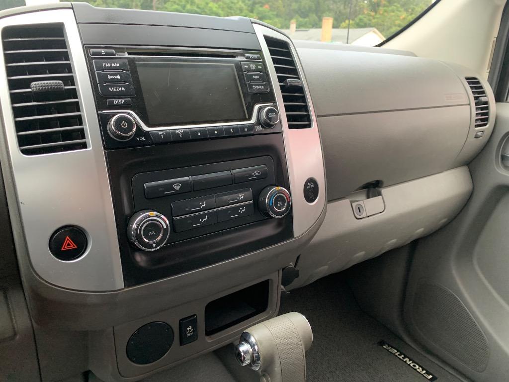 2016 Nissan Frontier S photo