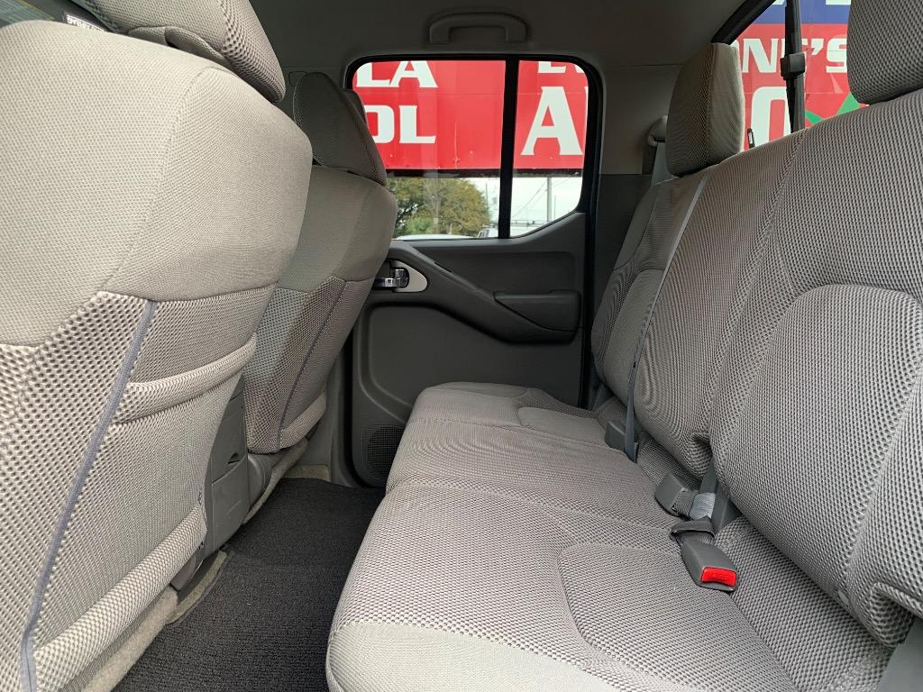 2016 Nissan Frontier S photo