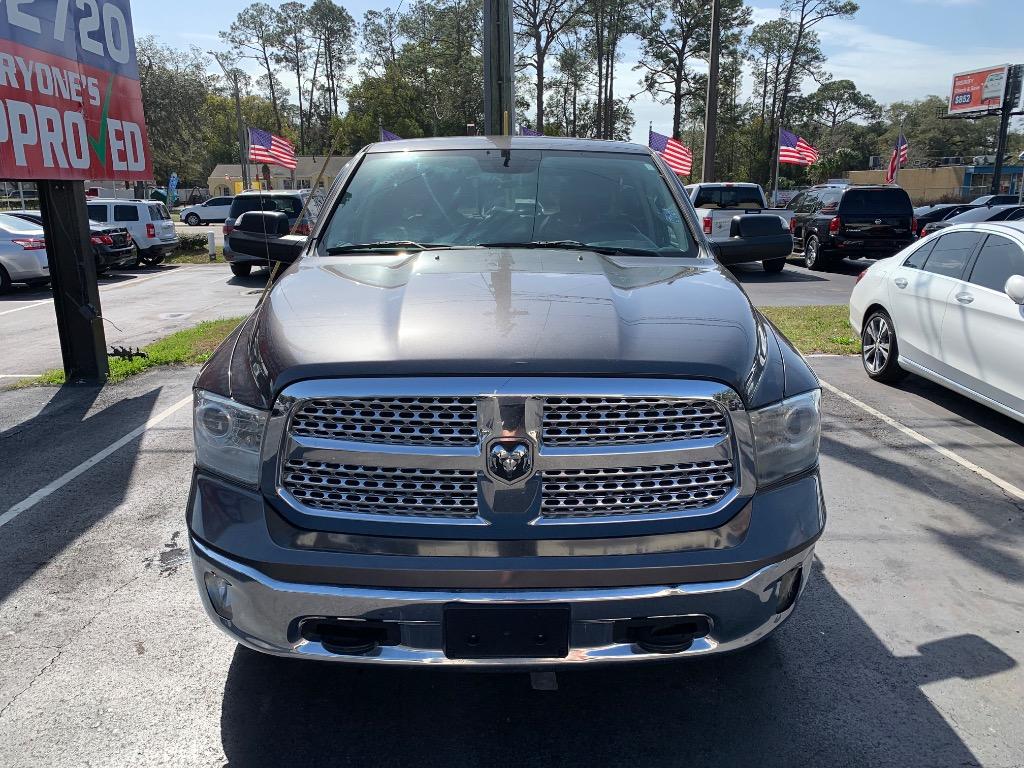 2015 RAM 1500 Laramie photo