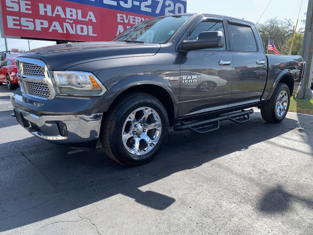 2015 RAM 1500 Laramie photo