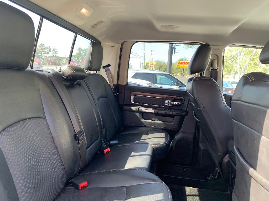 2015 RAM 1500 Laramie photo