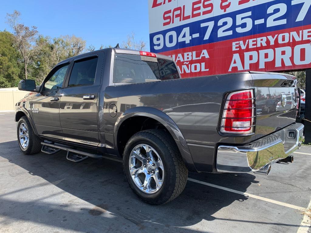 2015 RAM 1500 Laramie photo