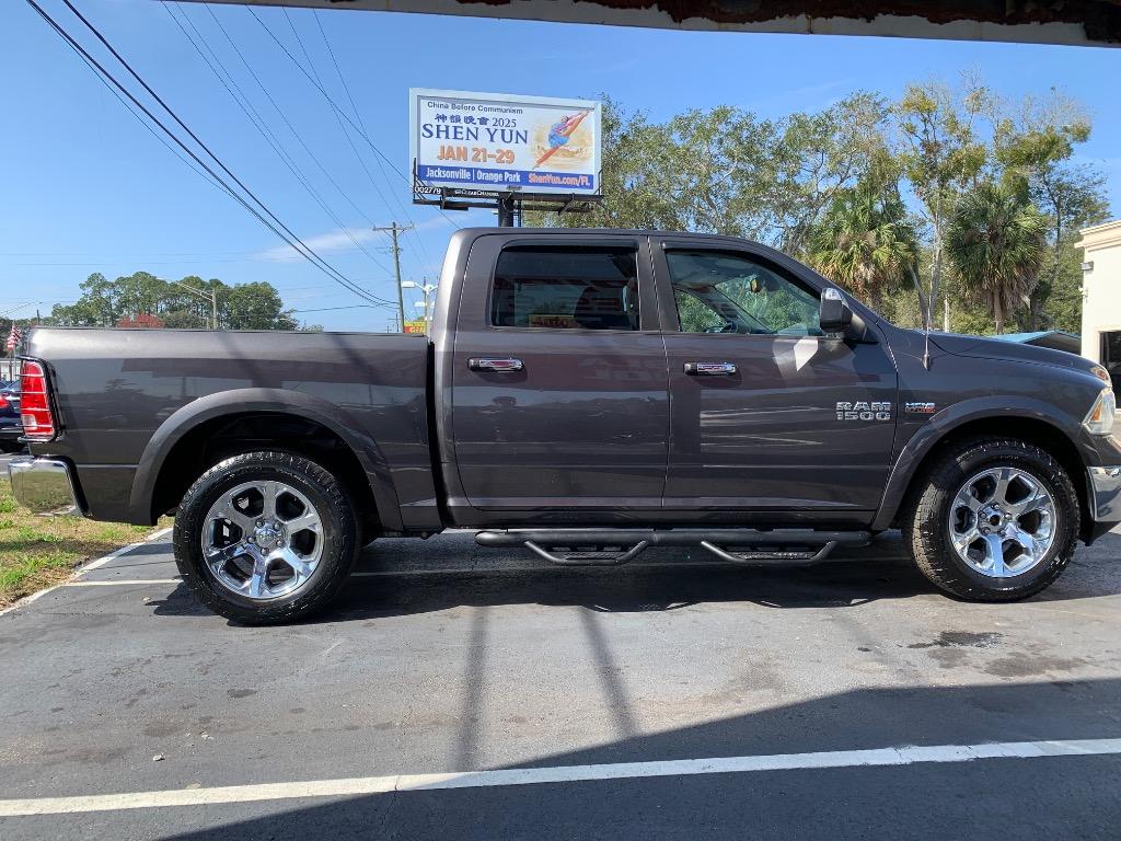 2015 RAM 1500 Laramie photo
