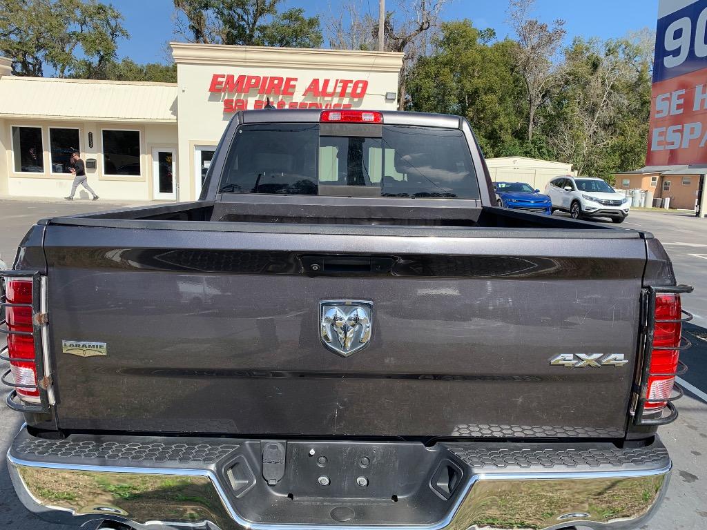 2015 RAM 1500 Laramie photo