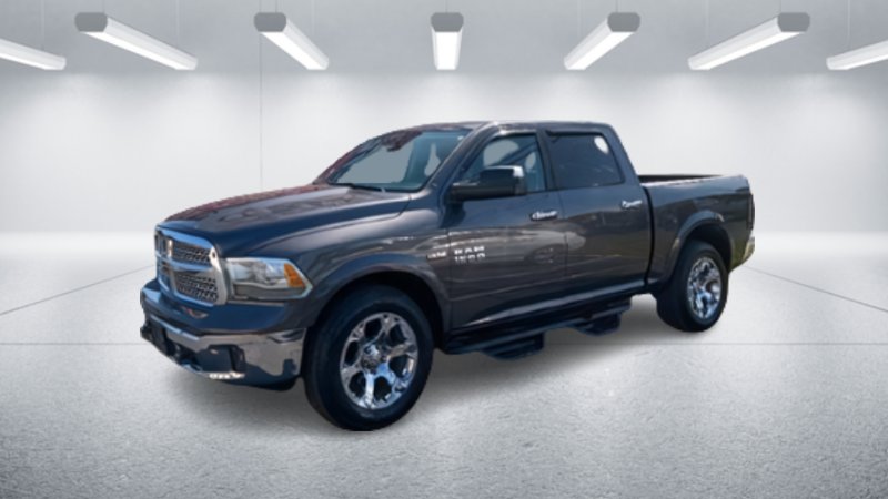 2015 RAM 1500 Laramie photo