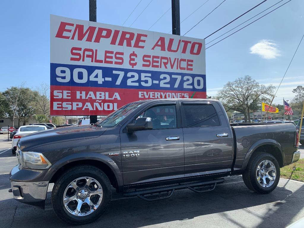 2015 RAM 1500 Laramie photo