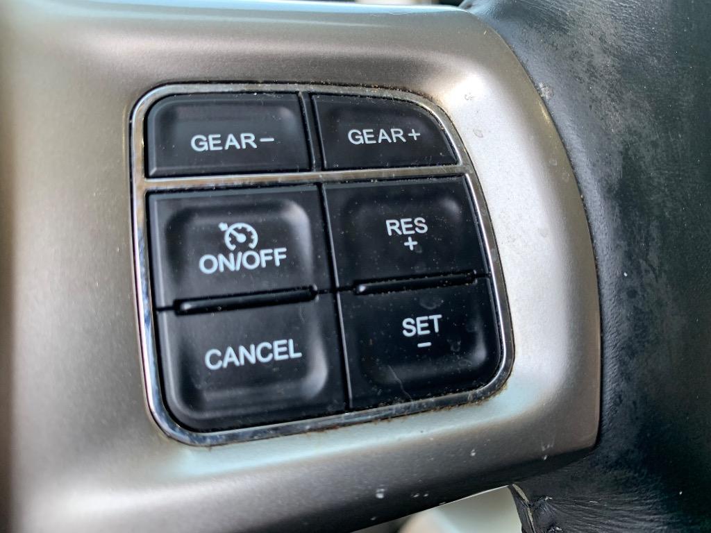 2015 RAM 1500 Laramie photo
