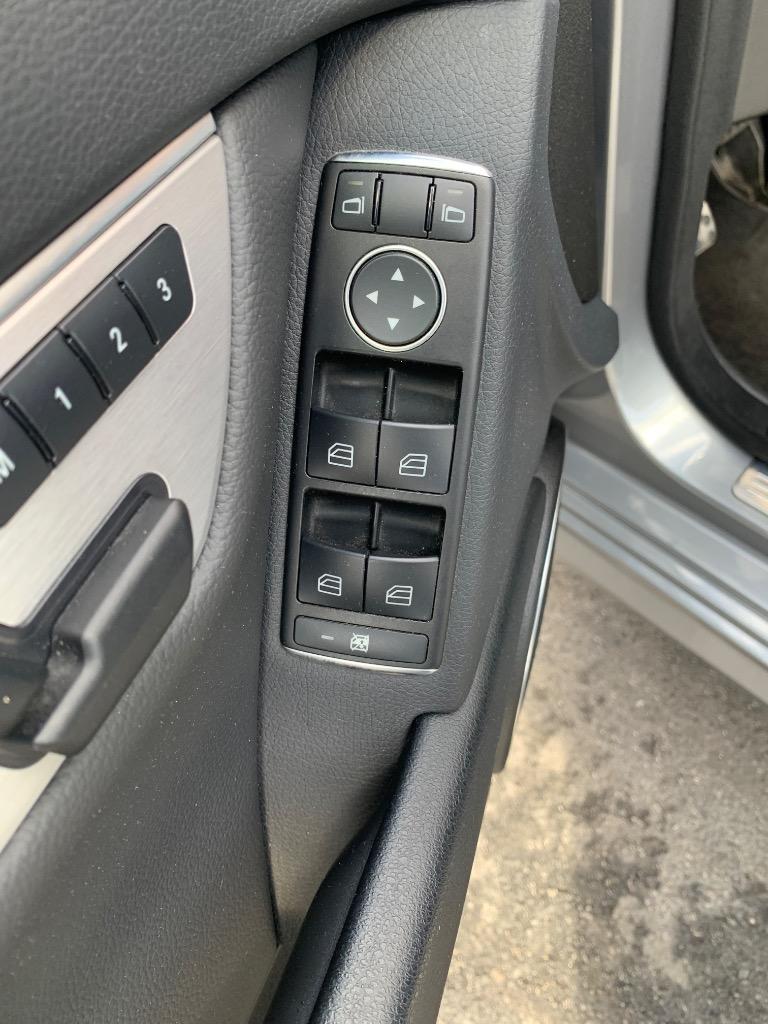 2013 Mercedes-Benz C-Class - $11,900