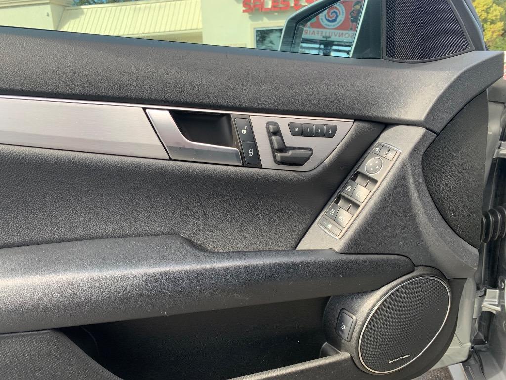 2013 Mercedes-Benz C-Class - $11,900