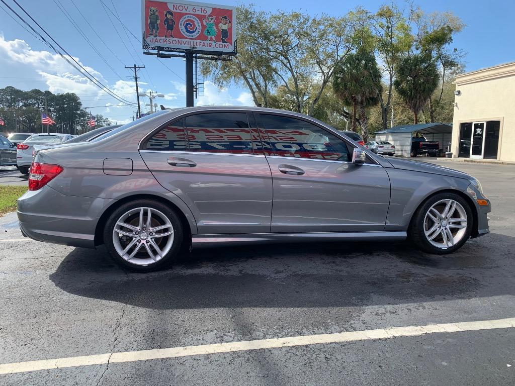 2013 Mercedes-Benz C-Class - $11,900