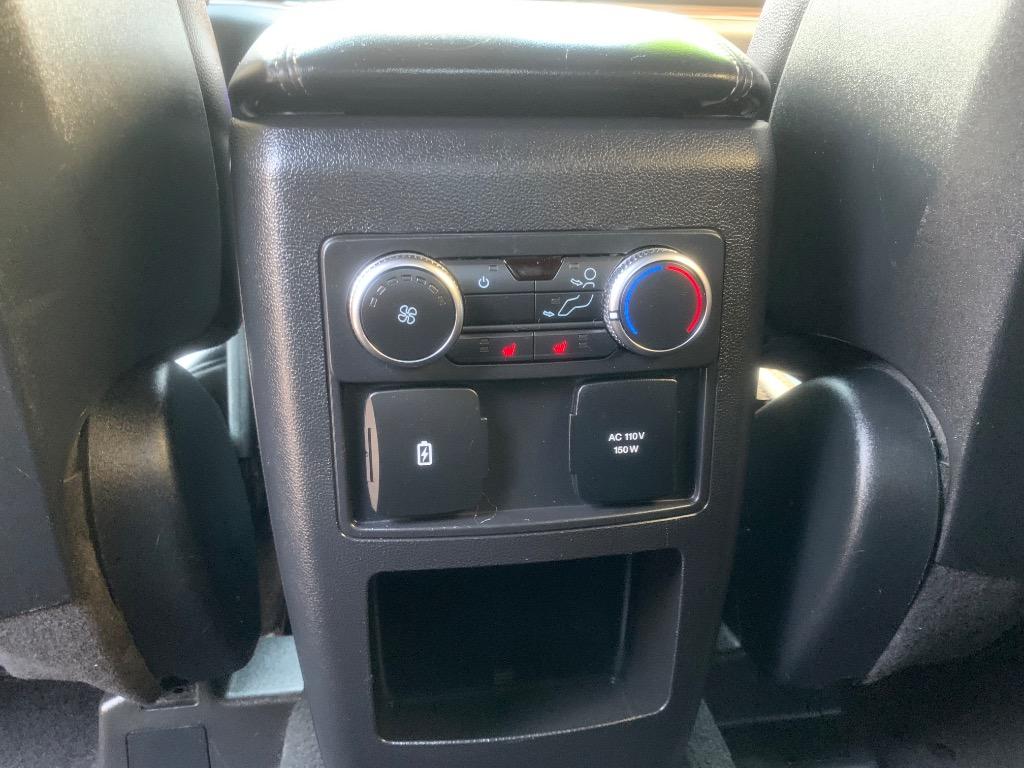 2020 Ford Explorer Limited photo