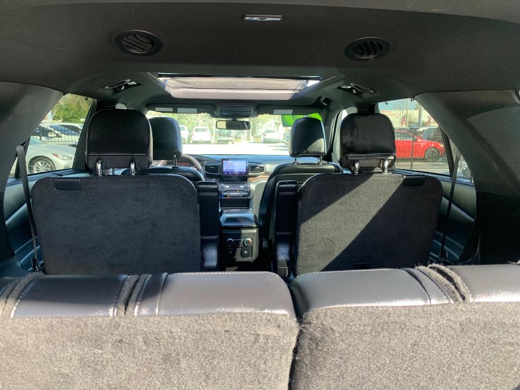 2020 Ford Explorer Limited photo