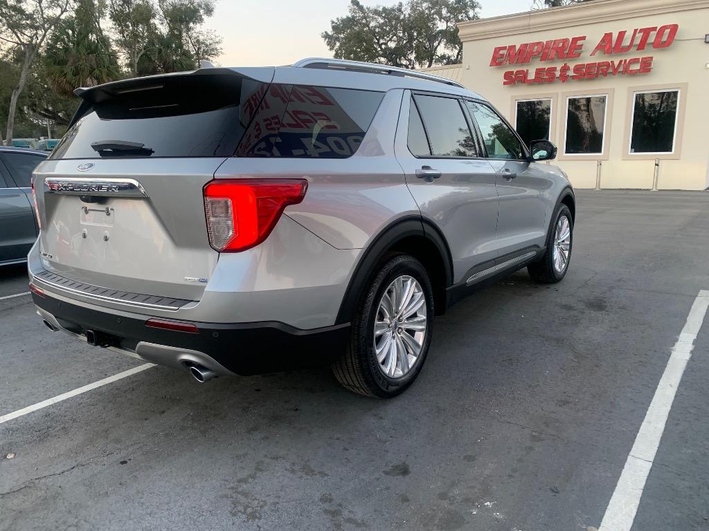 2020 Ford Explorer Limited photo