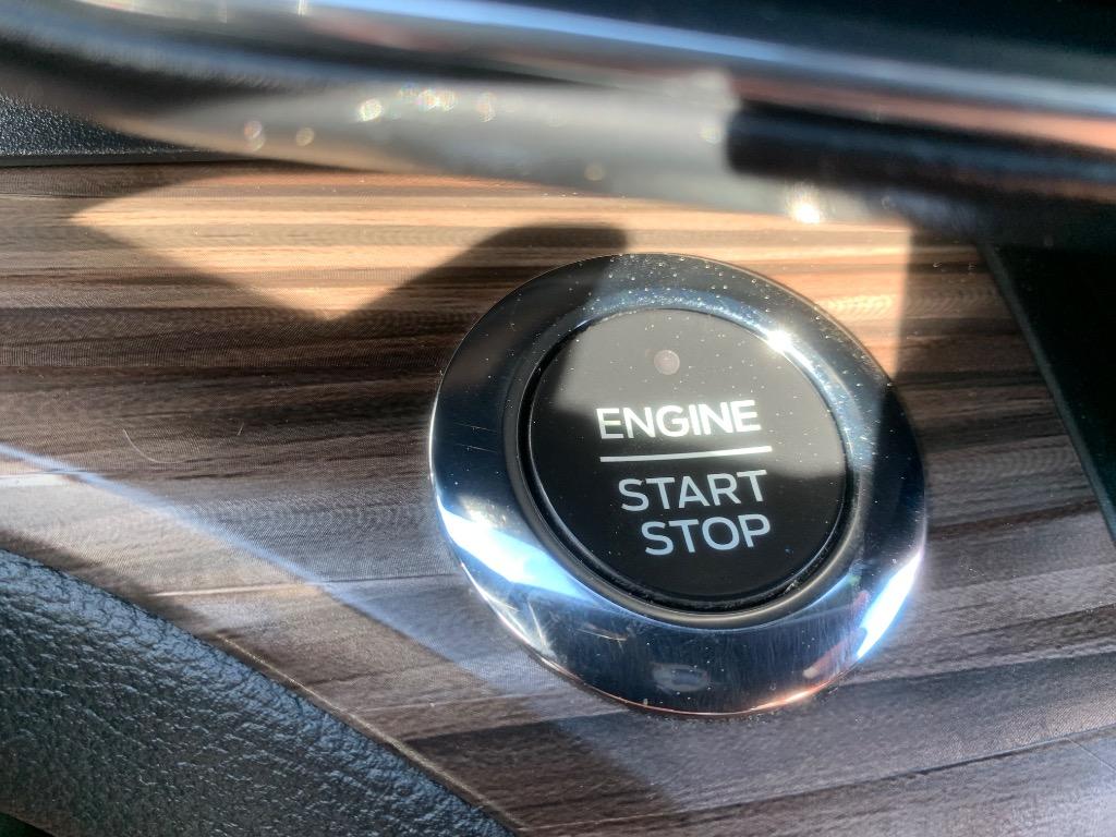 2020 Ford Explorer Limited photo