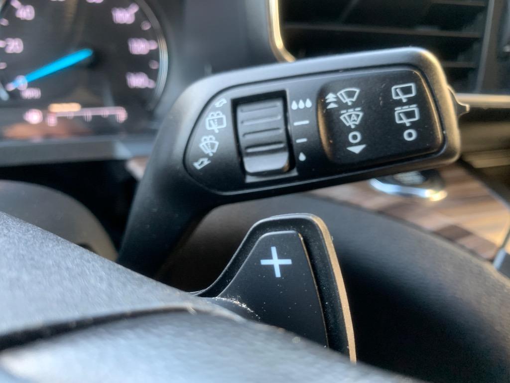 2020 Ford Explorer Limited photo