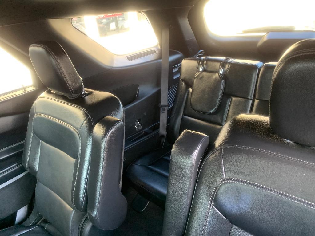 2020 Ford Explorer Limited photo