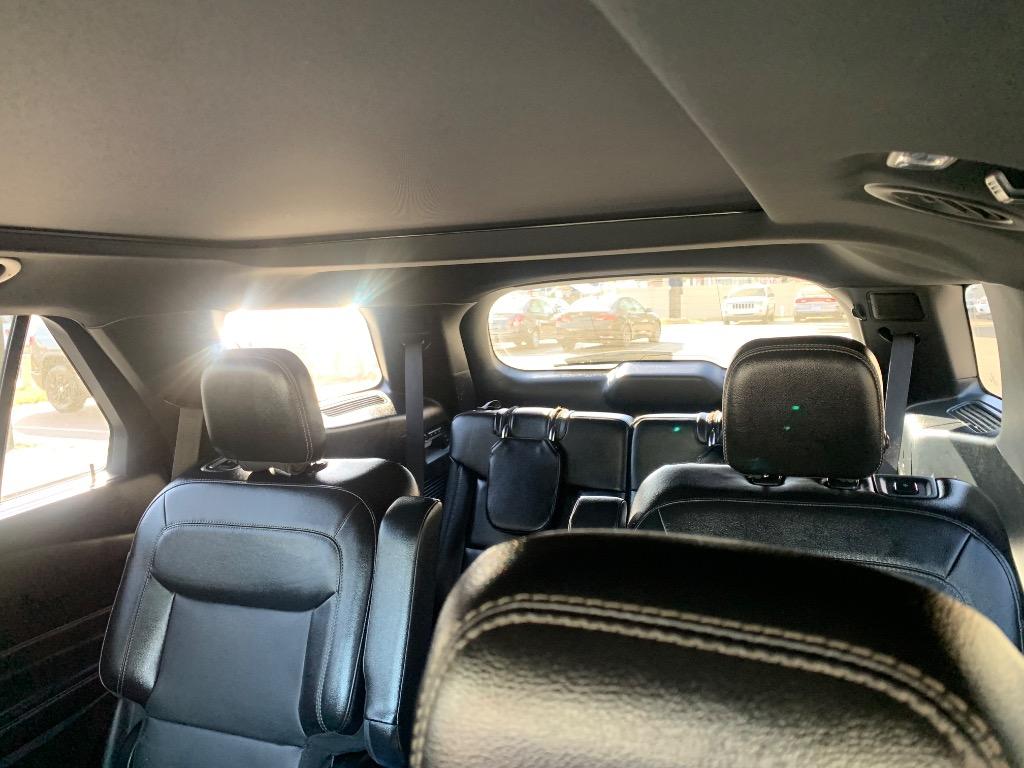 2020 Ford Explorer Limited photo