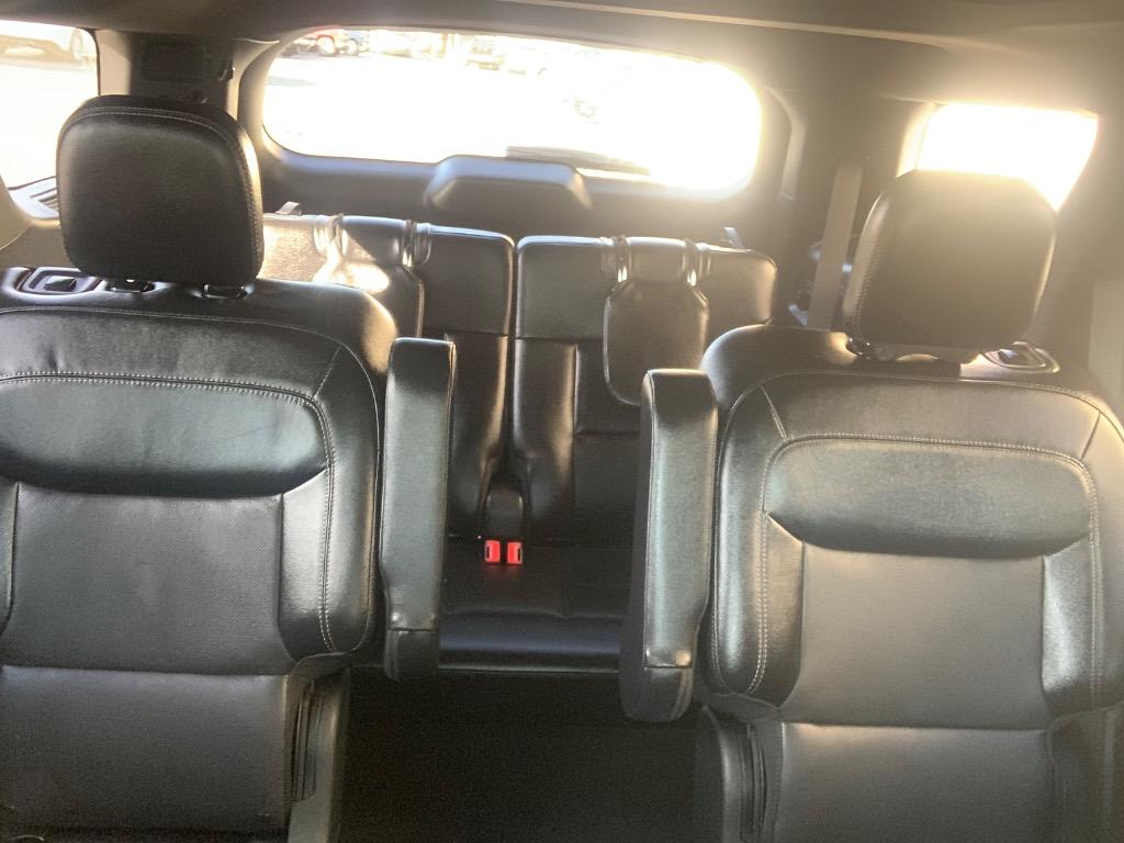 2020 Ford Explorer Limited photo