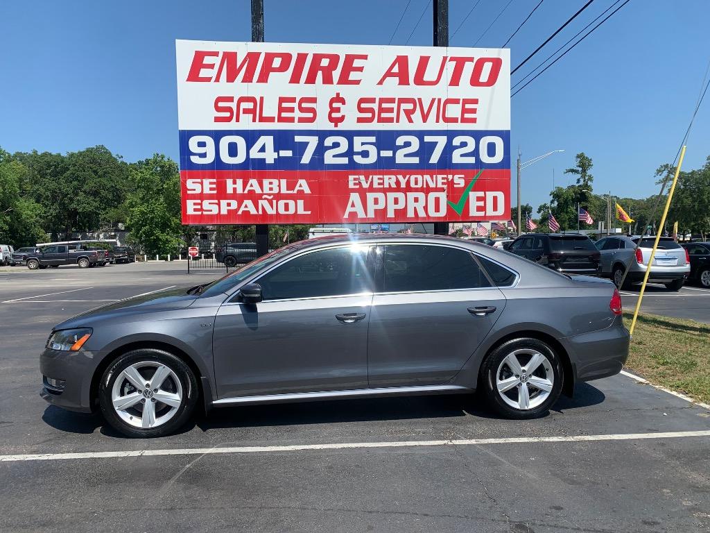 2015 Volkswagen Passat - $8,500