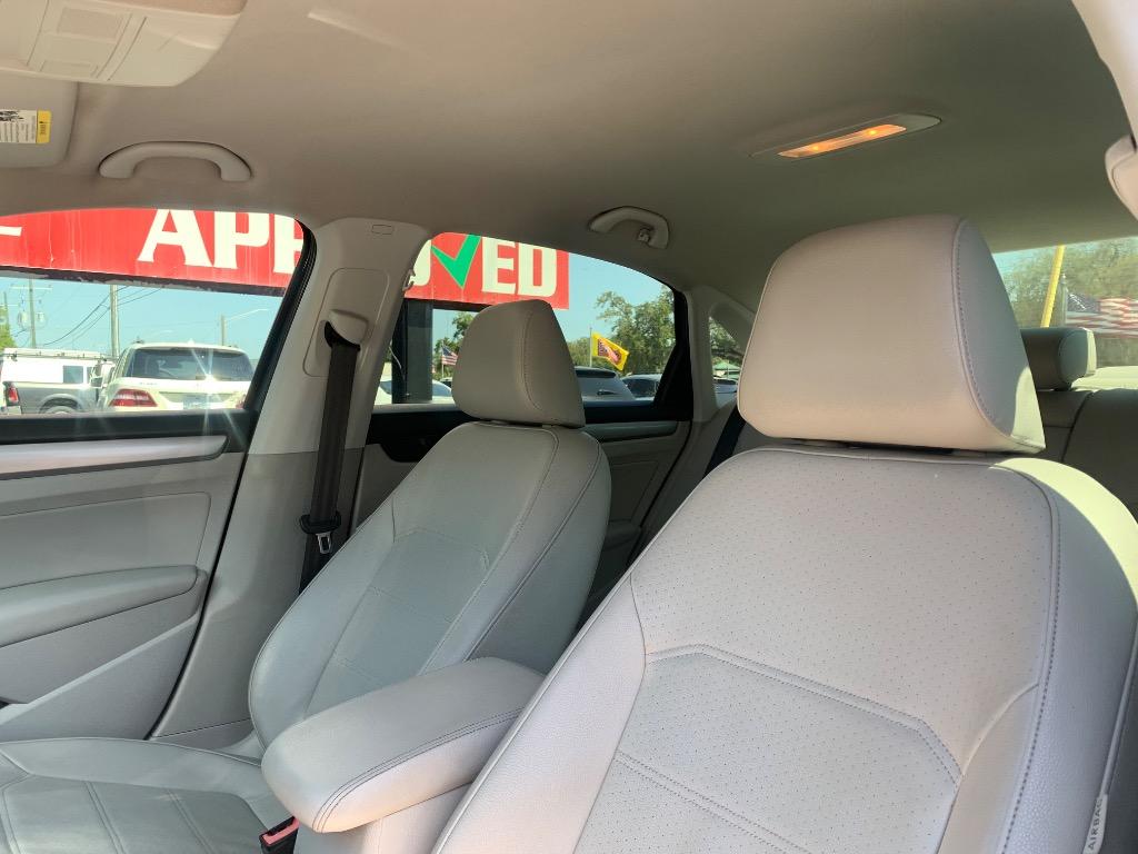 2015 Volkswagen Passat - $8,500